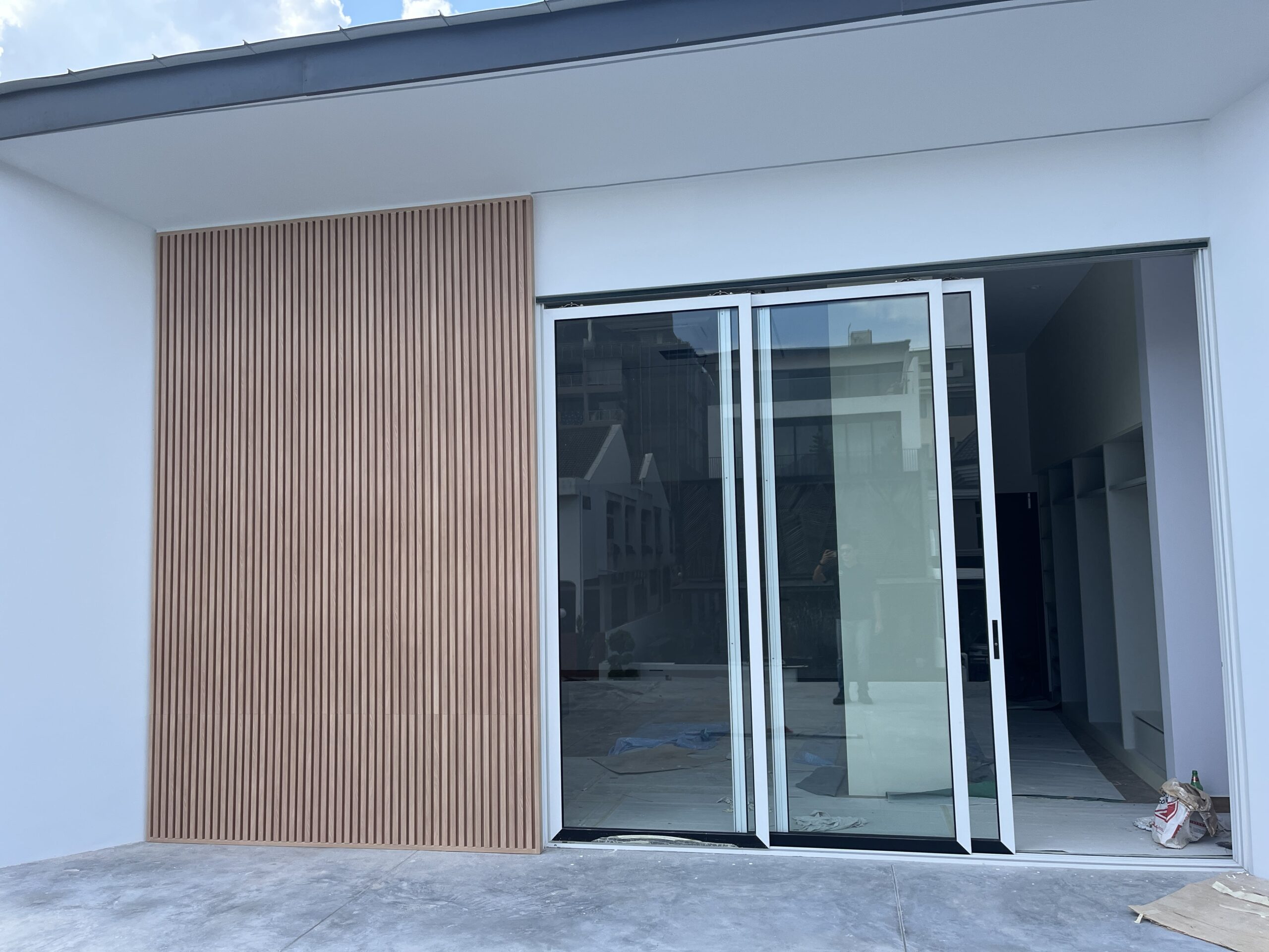 40 Phillips Ave 12
